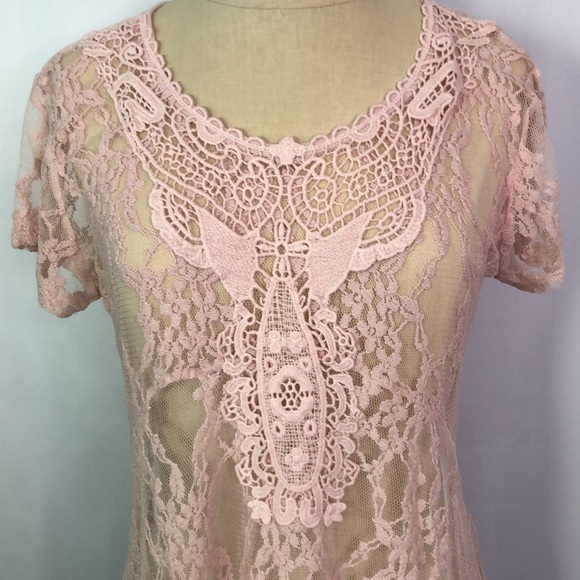 Lovely 153 Boho Pink Short Sleeve Lace Peplum Top Size M - Picture 2 of 11